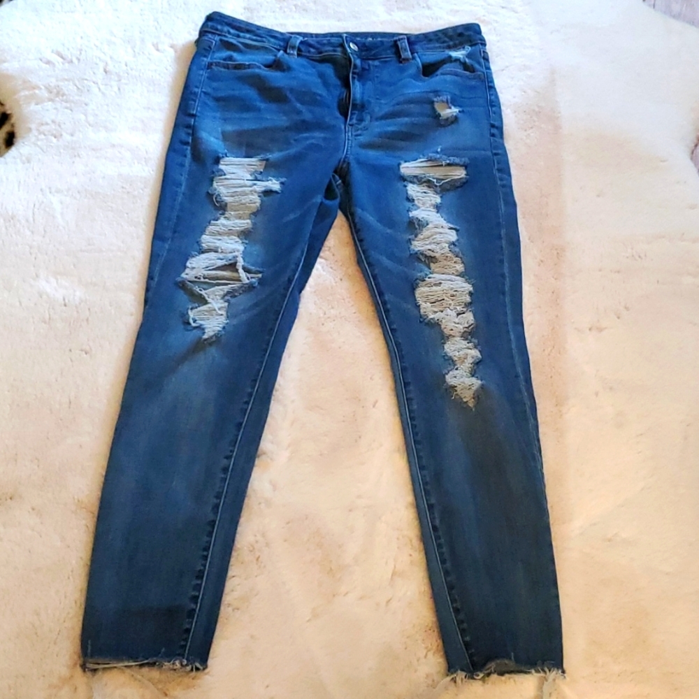 American Eagle Next level strech jeans, ripped sz.14 reg
